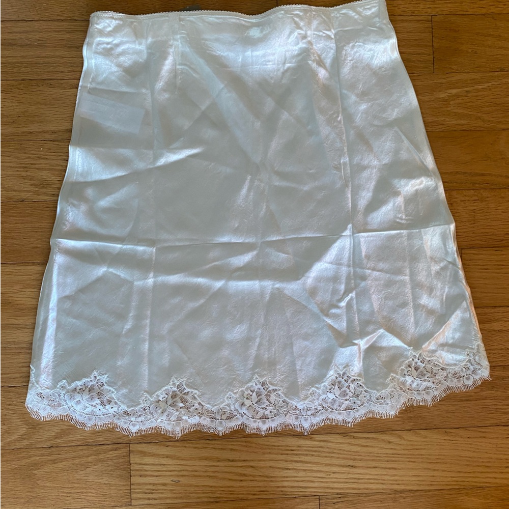 J. Crew Elegant White Lace Mini Skirt - Picture 3 of 3